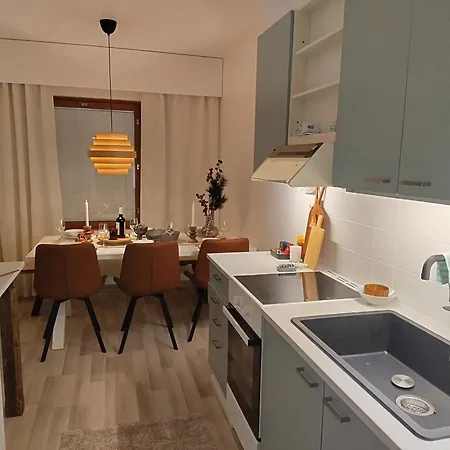 Διαμέρισμα Wolf Street Gem, Free Parking N Nearby Bus Stop *